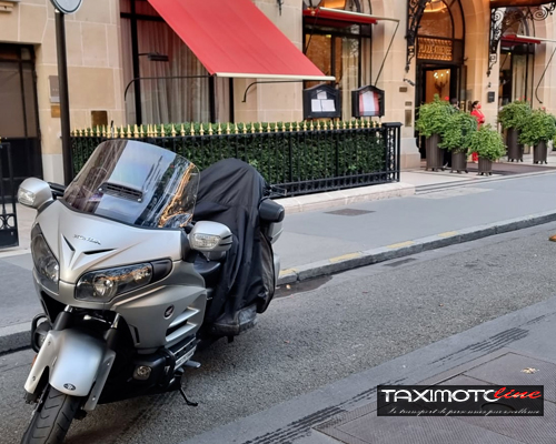 taxi-moto-paris--plaza taxi-moto-paris--plaza